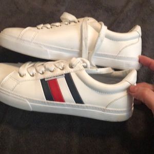 Tommy Hilfiger shoes women’s